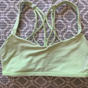Lululemon Free To Be Zen Bra Size 6